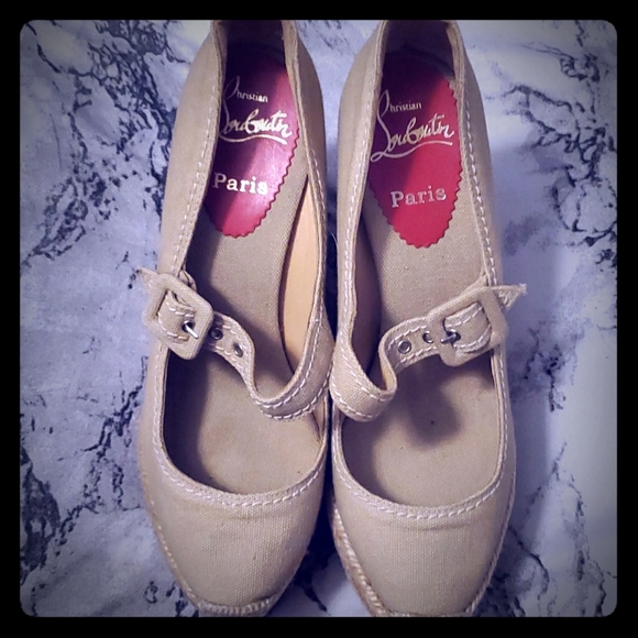 Christian Louboutin Mallorca Beige Wedge - Picture 1 of 7